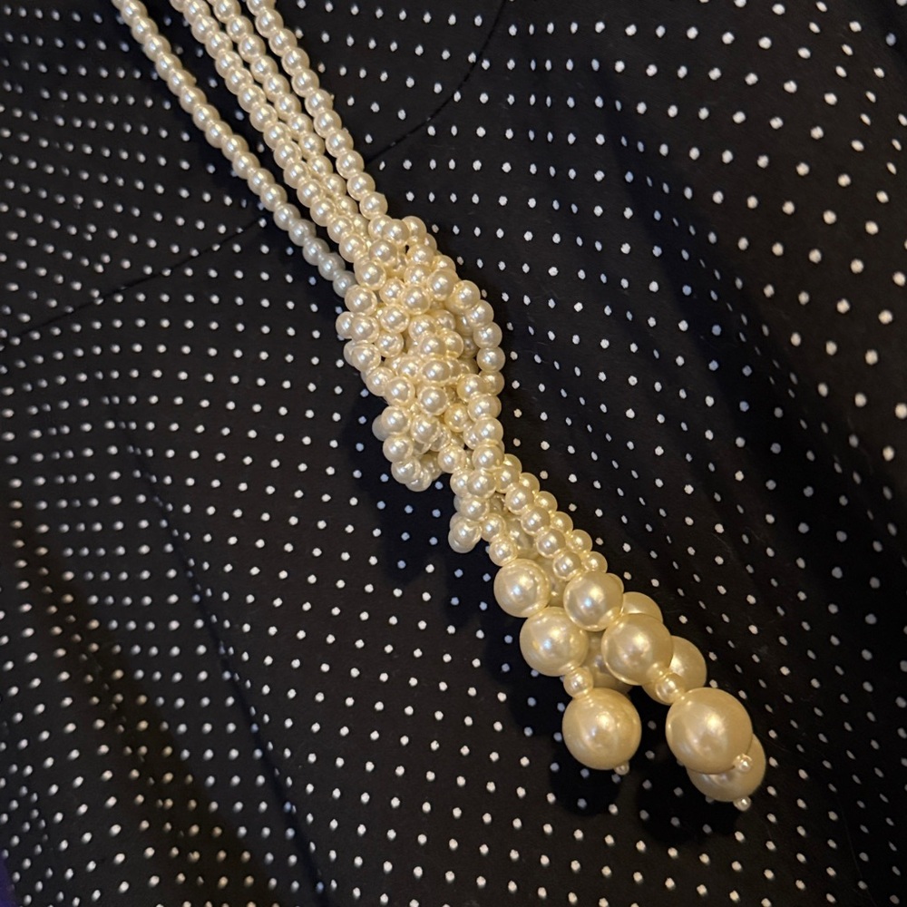 Sautoir necklace faux Pearls 20s costume Long double strand lariat necklace EUC